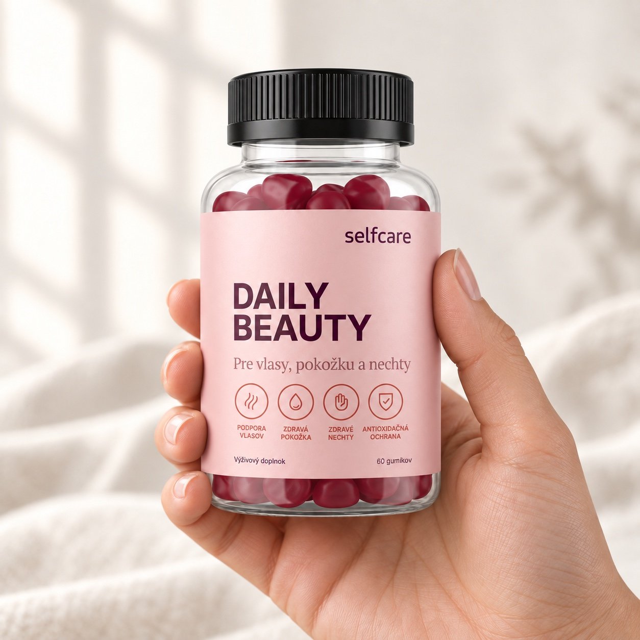 Dóza DAILY BEAUTY v ruke